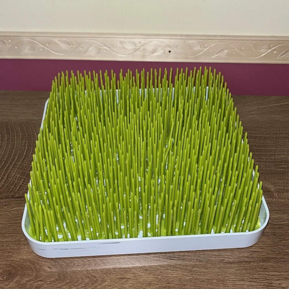 Boon Lawn Grass Countertop Drying Rack Baby Bottles, Dishes,‎ Utensils, More EUC